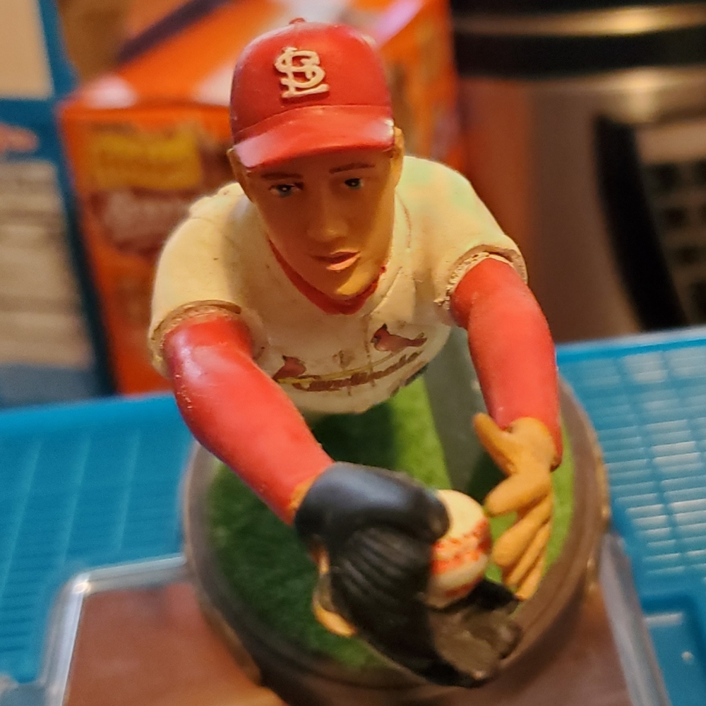MLB figurine